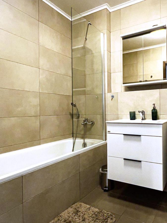 Elegant Escape Apartment I - City Centre Bratislava Exterior photo