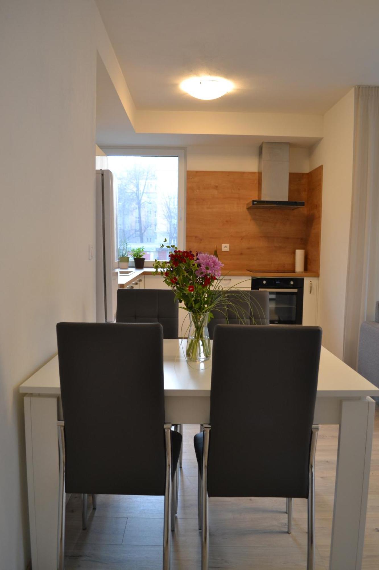 Elegant Escape Apartment I - City Centre Bratislava Exterior photo